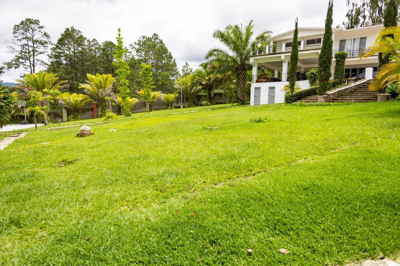 Hotel Cocoview, Bar & Restaurante Valle de Ángeles Esterno foto